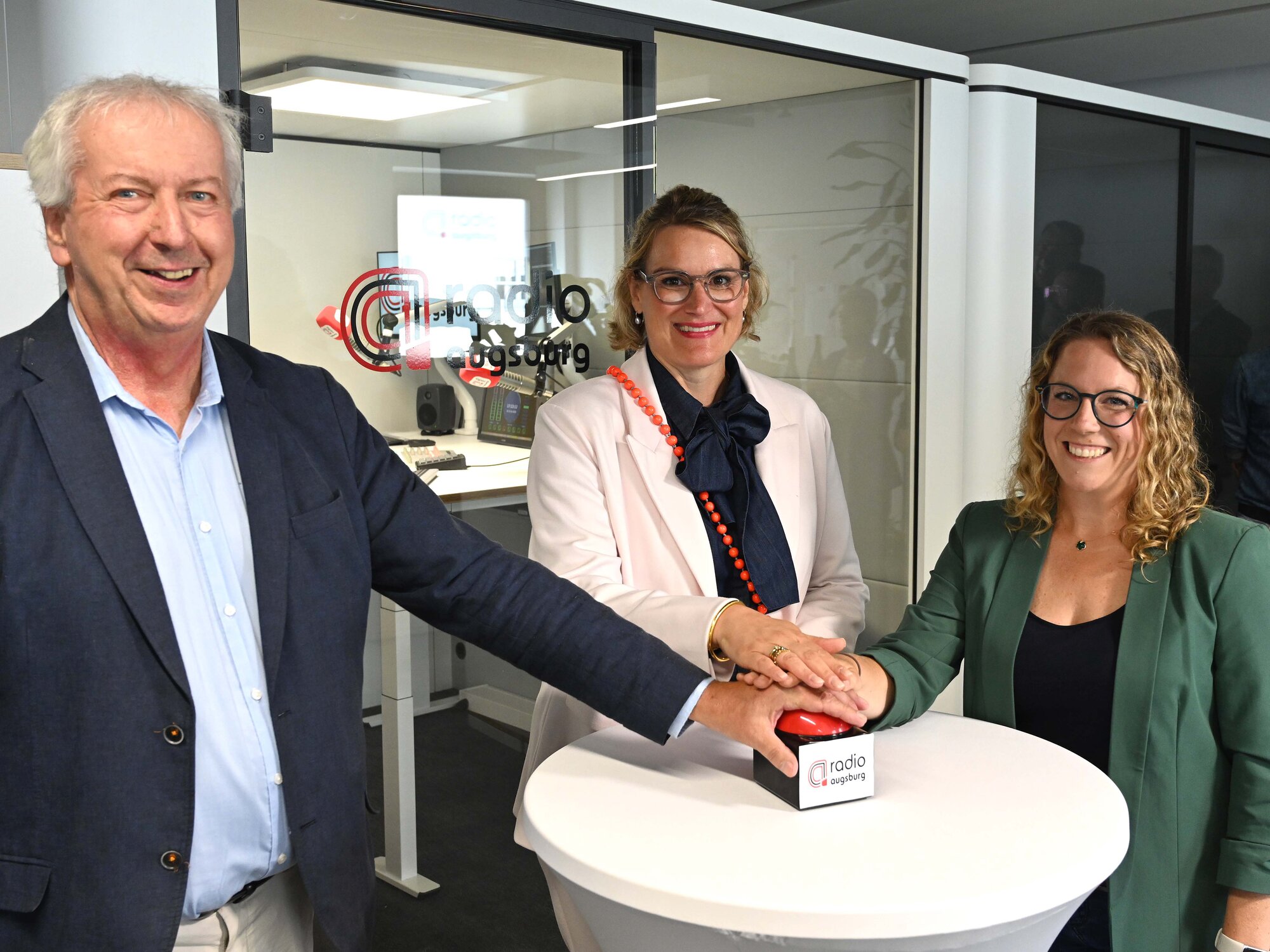 OB Weber beim Neustart von Radio Augsburg