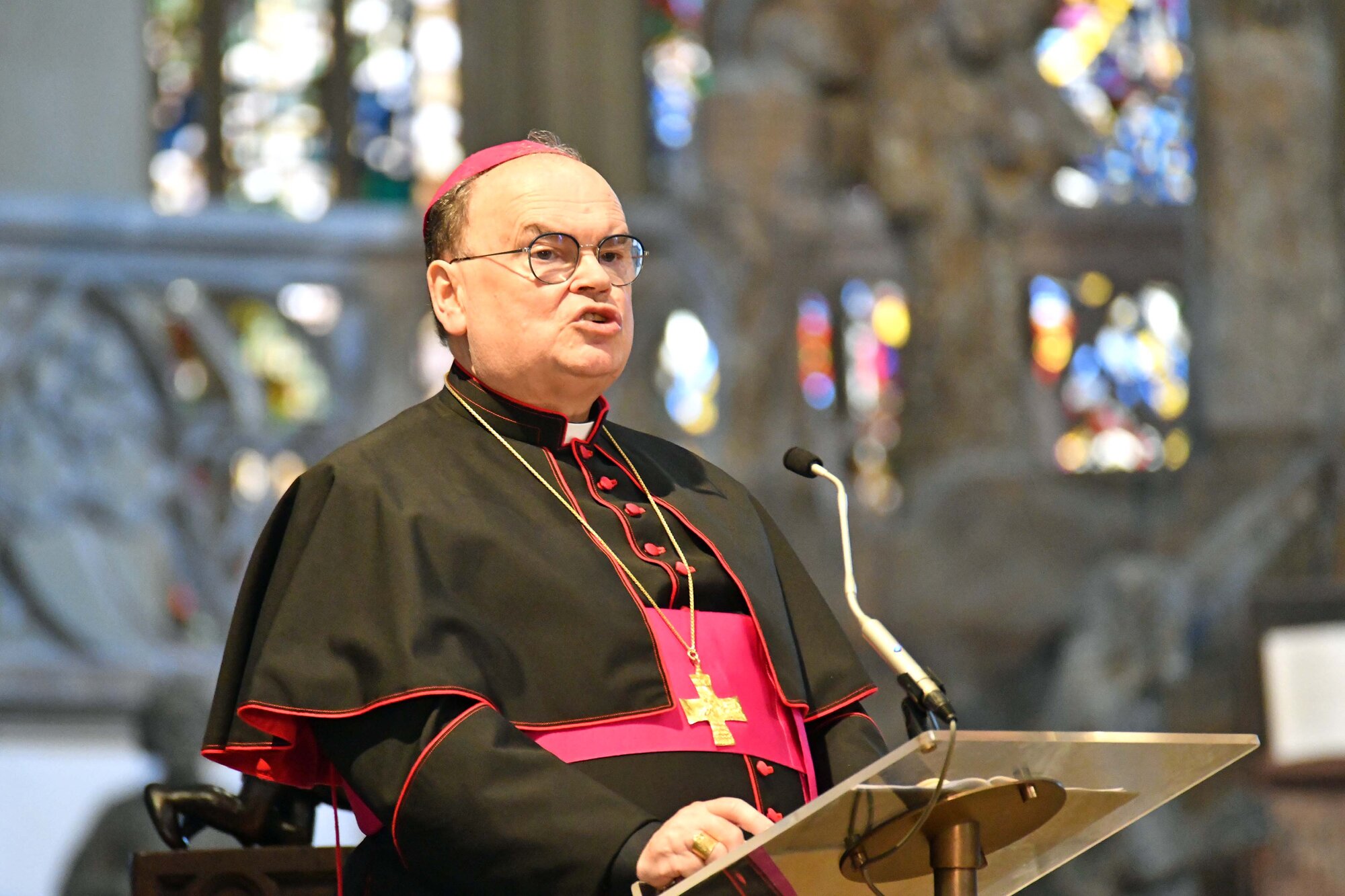 Bischof Bertram begrüßte und gab einen geistlichen Impuls zum Leben von Palestrina.