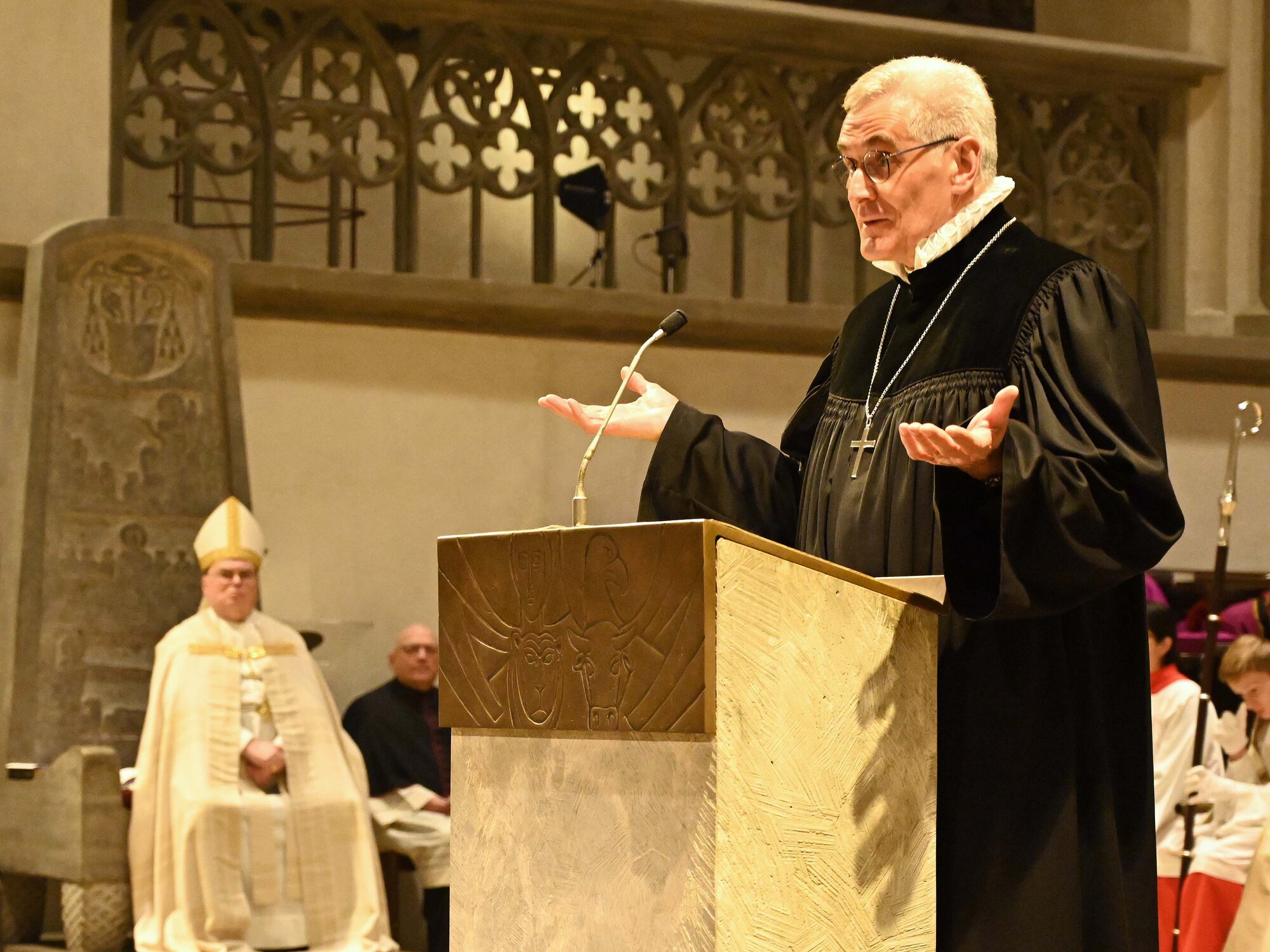 Dekan Frank Kreiselmeier:„Wer schreibt denn heute noch Briefe?“
