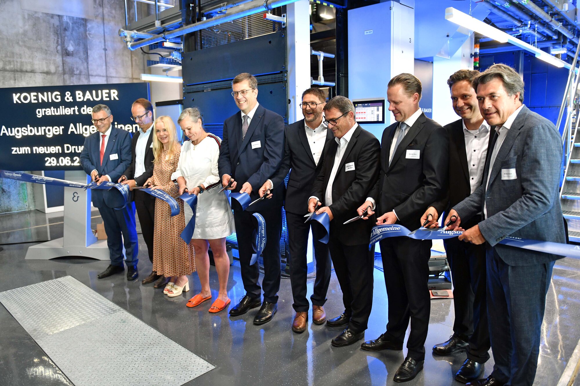 07_Segnung der neuen Druckmaschine im Augsburger Medienzentrum (Foto Nicolas Schnall pba)