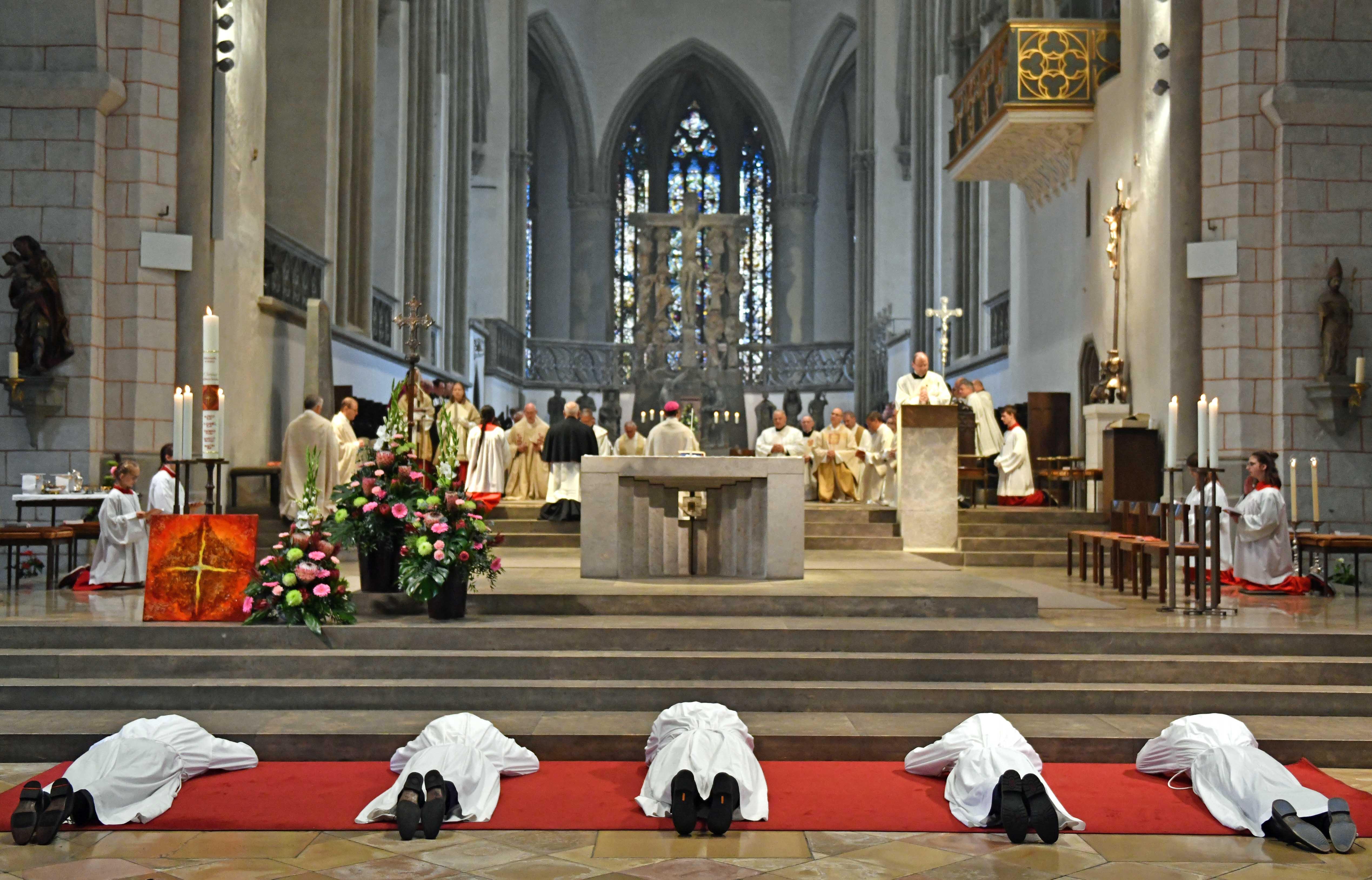 Weihe für den Ständigen Diakonat im Augsburger Dom (Archivfoto: Julian Schmidt / pba)