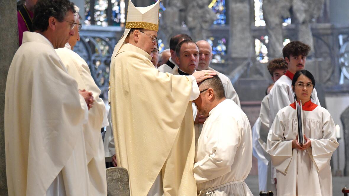 diakonat-ist-nichts-weniger-als-liebe-in-der-praxis4901412