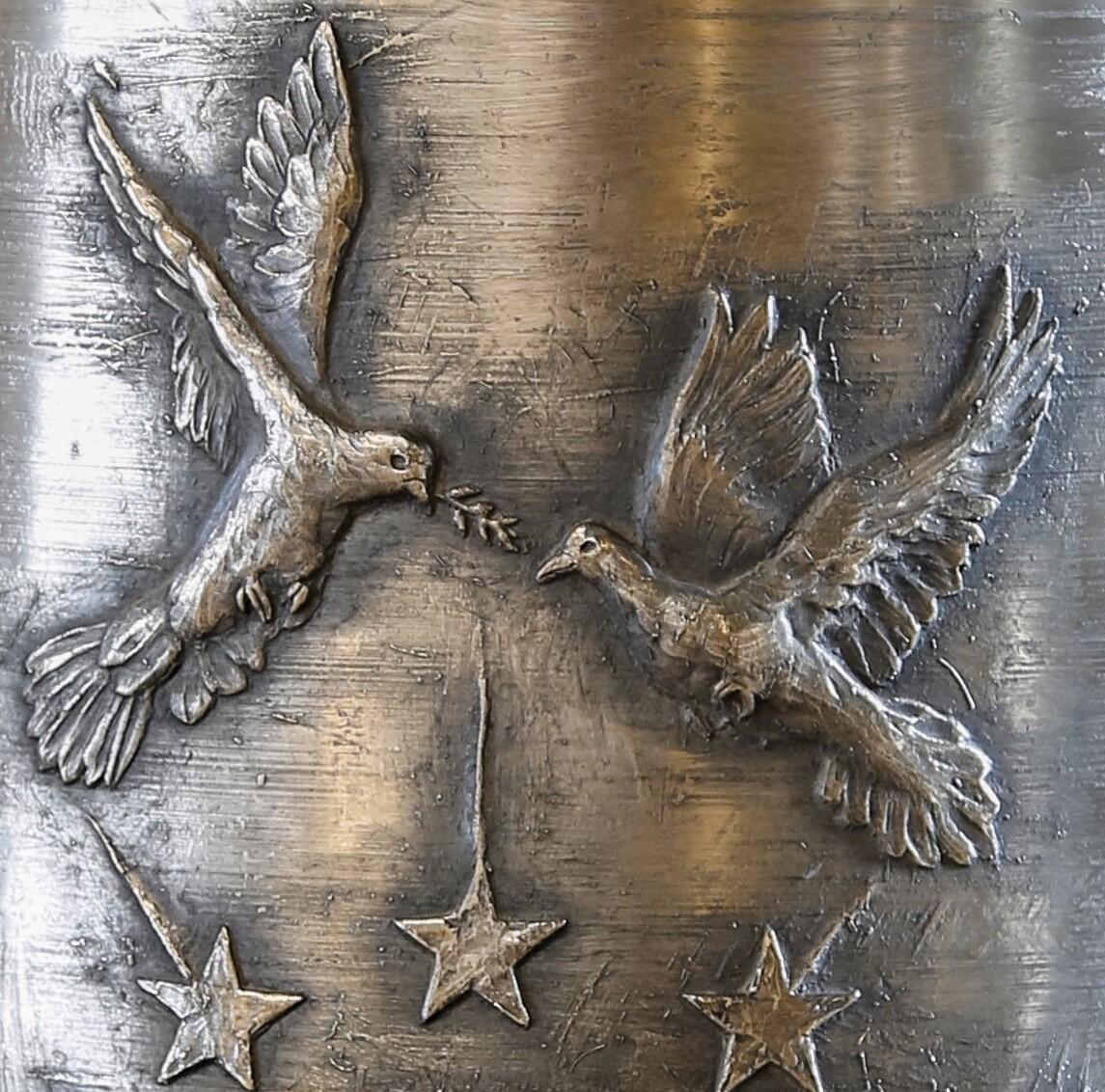 Friedenstauben von Massimiliano Pironti.