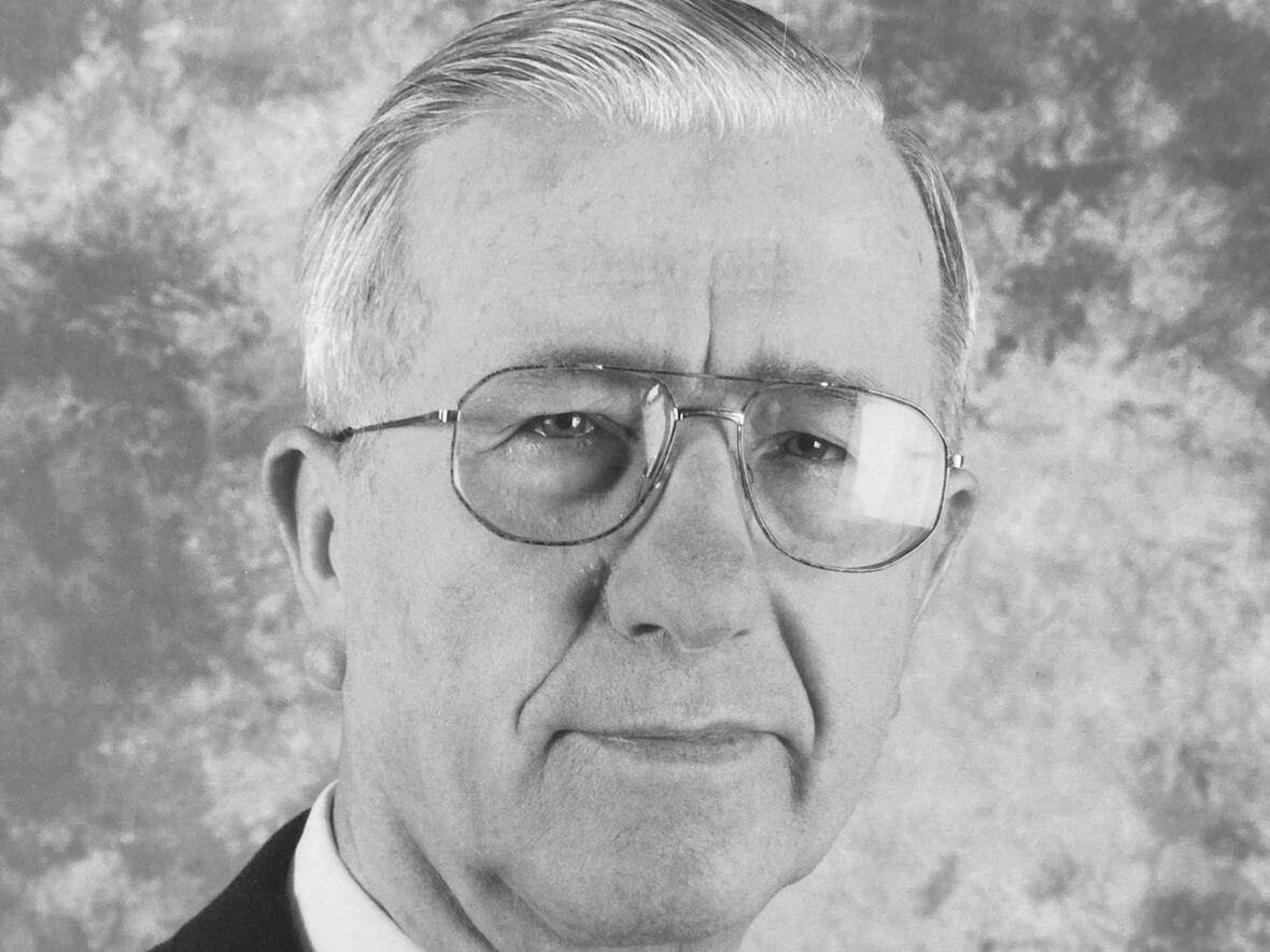 pfarrer-i-r-alfons-riedle-1928-2021-foto-privat4001810