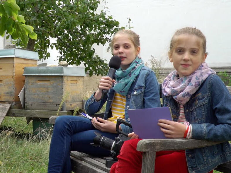 interview-kinderreporter-unterwegs3914810