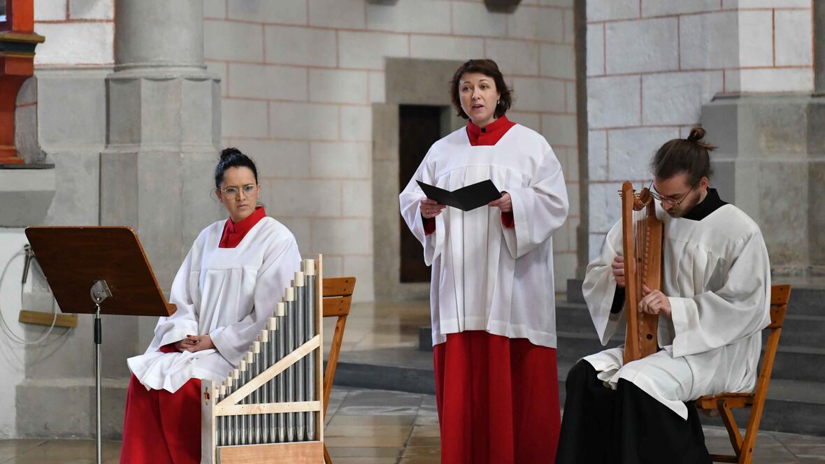 vortrag-zum-bronzeportal-des-augsburger-doms3681241