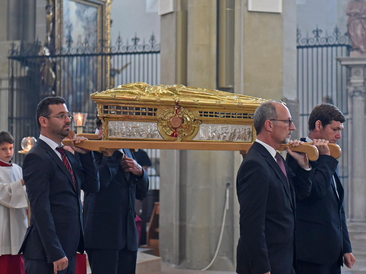 reponierung-des-ulrichsschreins-2018-motivfoto-simone-zwikirsch-pba3761671