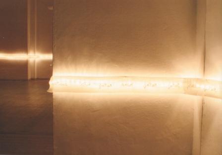 Installation "jetzt" von Sybille Loew Foto. Kunstraum Kettner