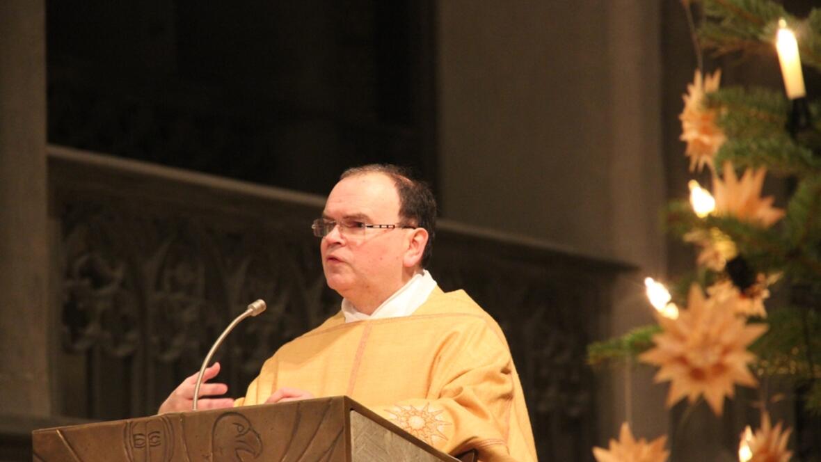 Prälat Dr. Bertram Meier während der Predigt.