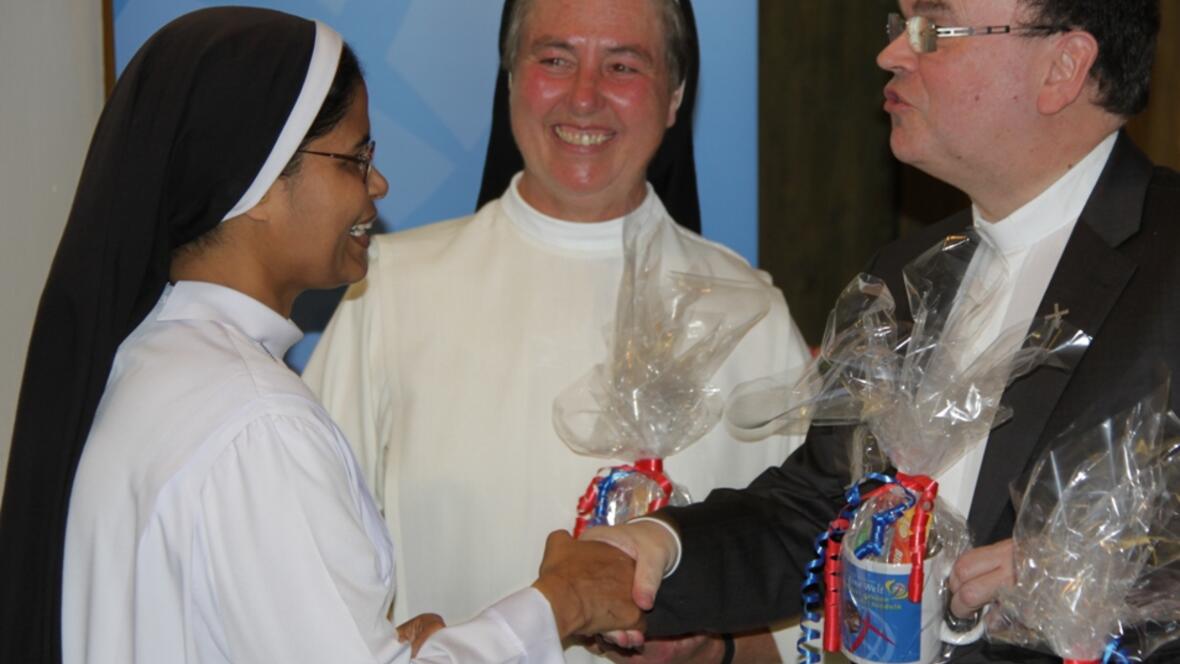 Prälat Dr. Bertram Meier, dankte den Schwestern für die Gastfreundschaft und die Möglichkeit, das diesjährige Treffen in Landsberg abhalten zu können. 