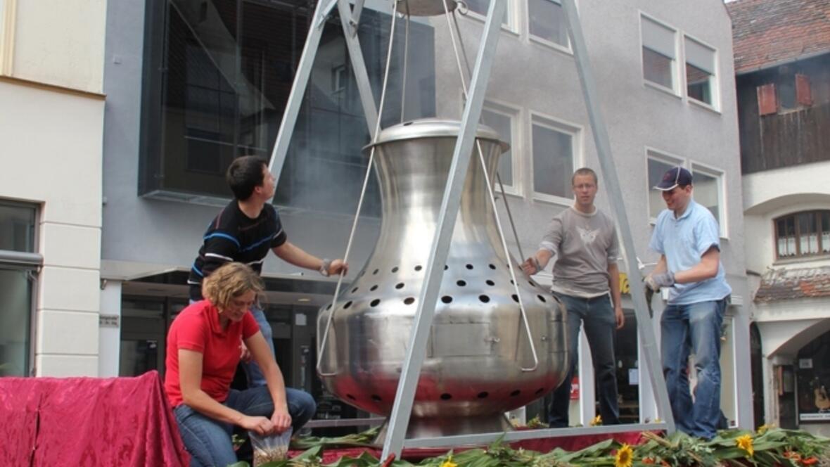 ueber-3-000-ministranten-beim-dioezesanen-ministrantentag-in-dillingen536525