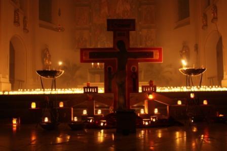 Die abschließende Lichtfeier beginnt um 23 Uhr in der Stadtpfarrkiche St. Stephan.