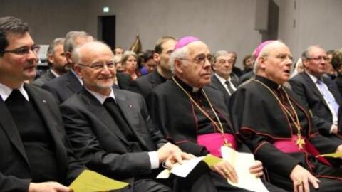 V.l. Pfarrer Dr. Magg, Prälat Manz, WB Grünwald und Bischof Zdarsa beim Festakt im Haus St. Ulrich.