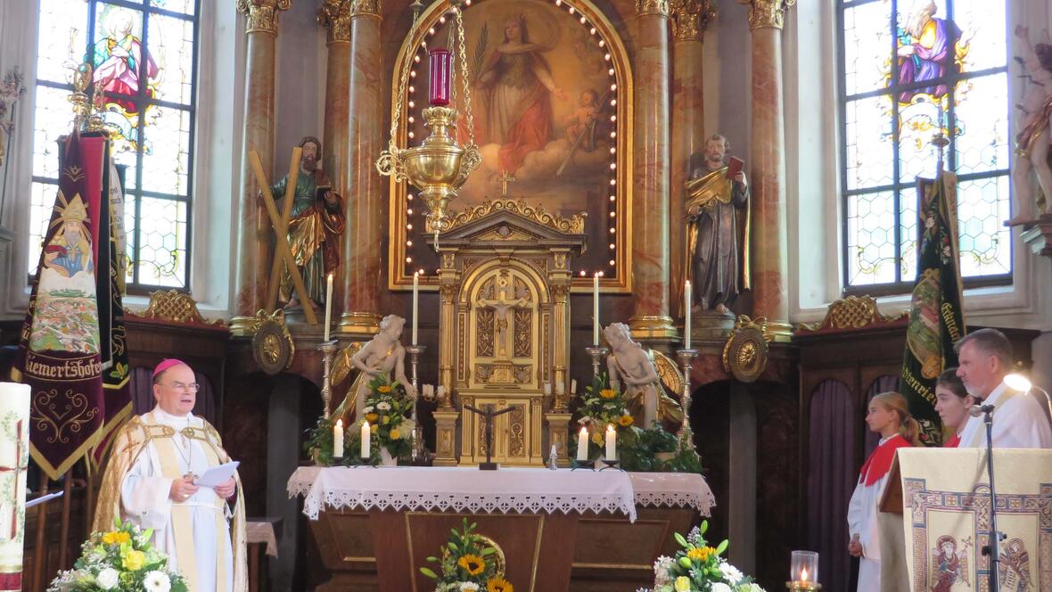 Die Heilige Katharina ist auf dem Altarbild der Tödtenrieder Kirche zu sehen. (Foto: Viktoria Zäch / pba). 