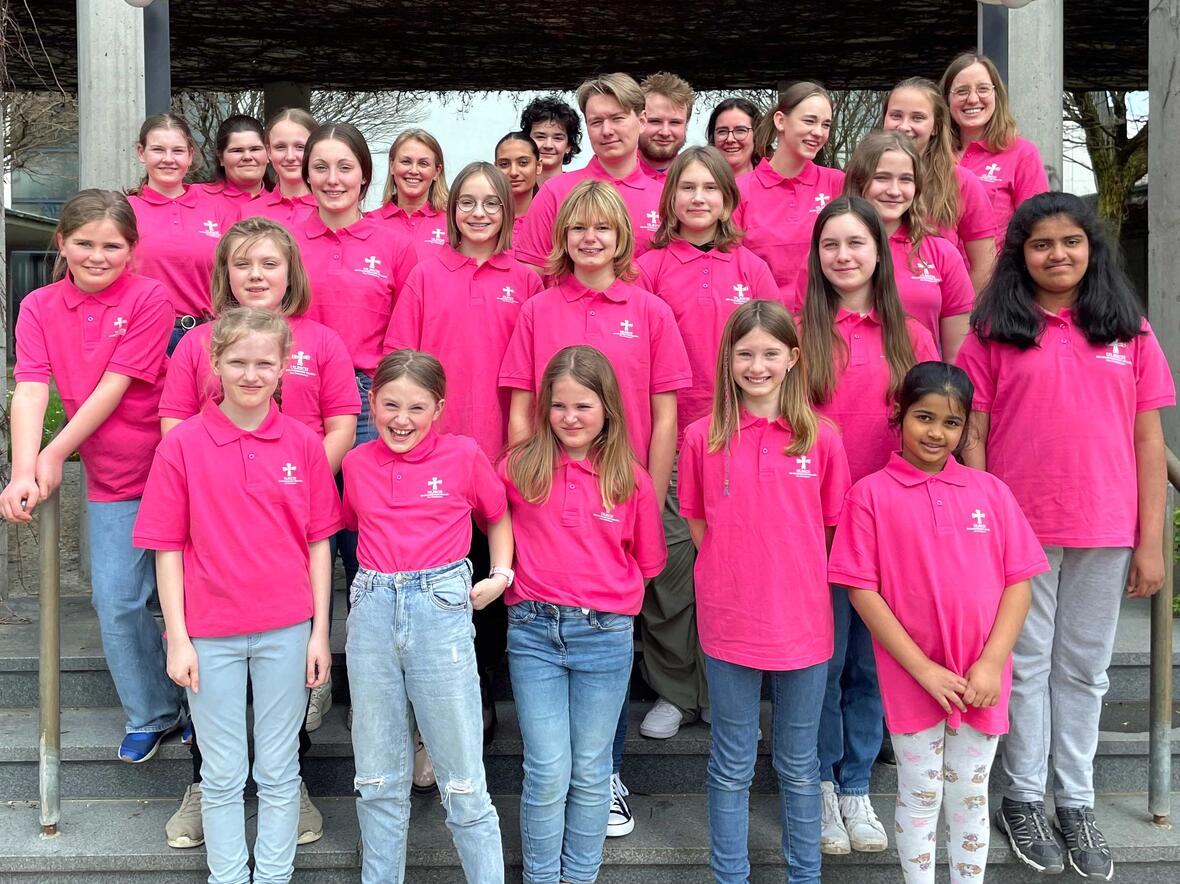 Die Bühnendarsteller fiebern der Uraufführung des Ulrich-Musicals entgegen. (Foto VolksMusical ULRICH)