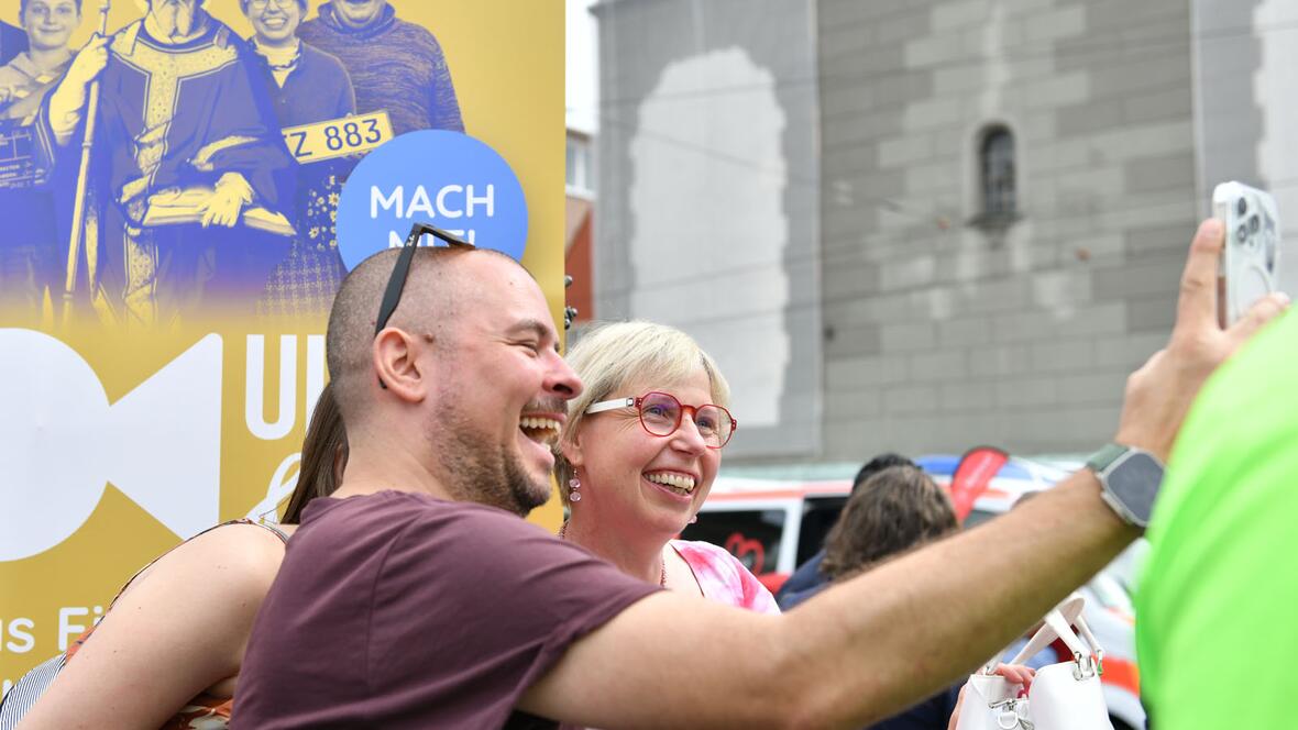 Ein Selfie mit dem Bistumspatron: Bei der Aktion "Uli und Du" war dies gefragt. (Foto: Maria Rösch / pba) 