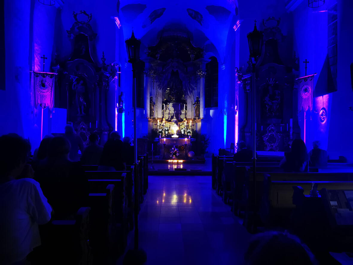 Nächtliche Anbetung in der Schöffauer Expositurkirche St. Anna (Fotos: PG Staffelsee)