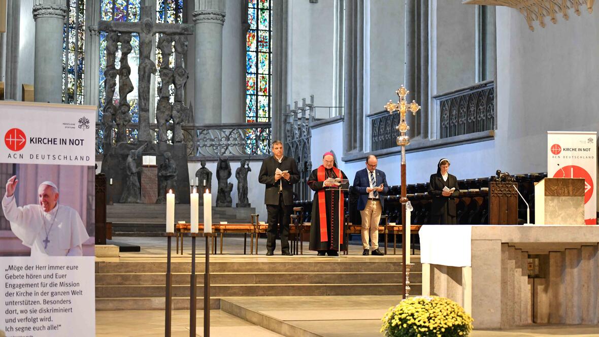 Gewalt nur durch Vergebung und Liebe zu besiegen