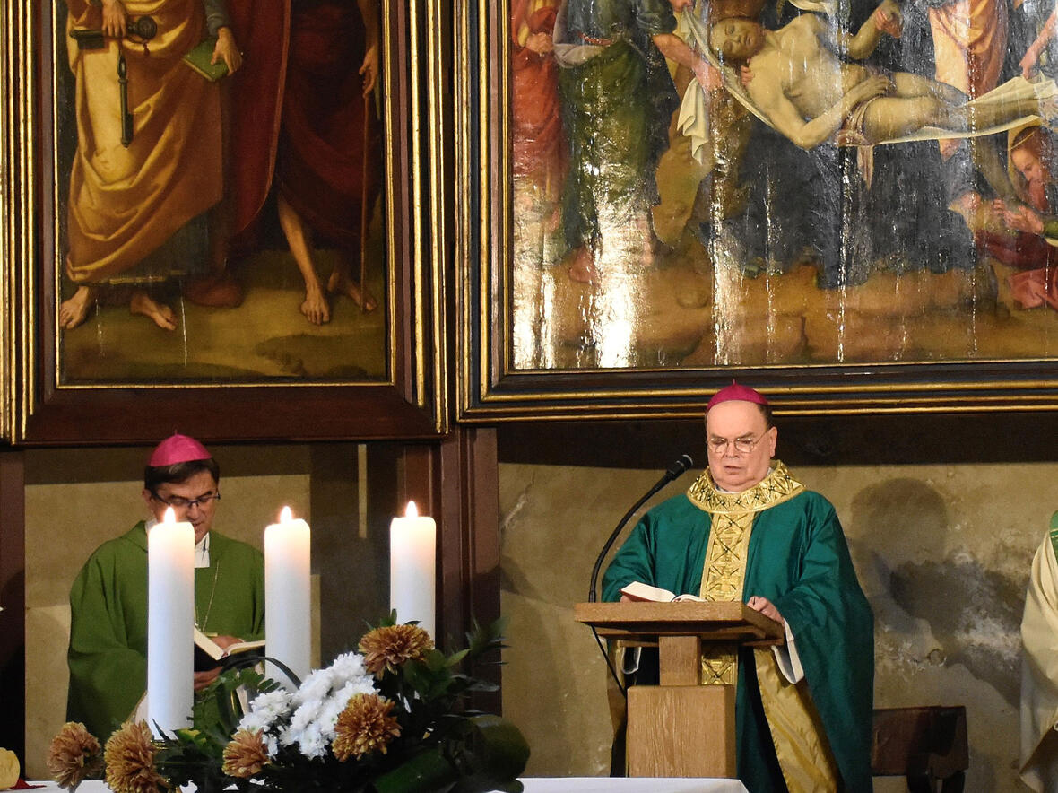 Bischof Dr. Bertram Meier an diesem Sonntag im Campo Santo Teutonico (Foto: Lennart Luhmann).