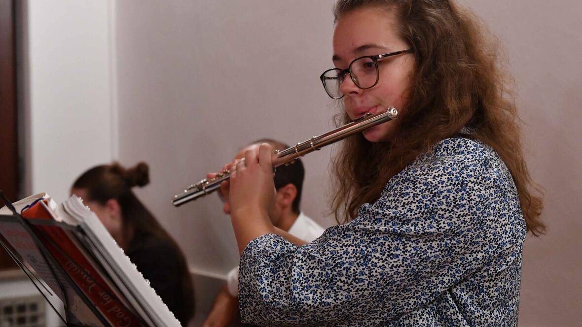 Auch für die stimmungsvoll musikalische Begleitung sorgten die Bewohnerinnen und Bewohner selbst.   