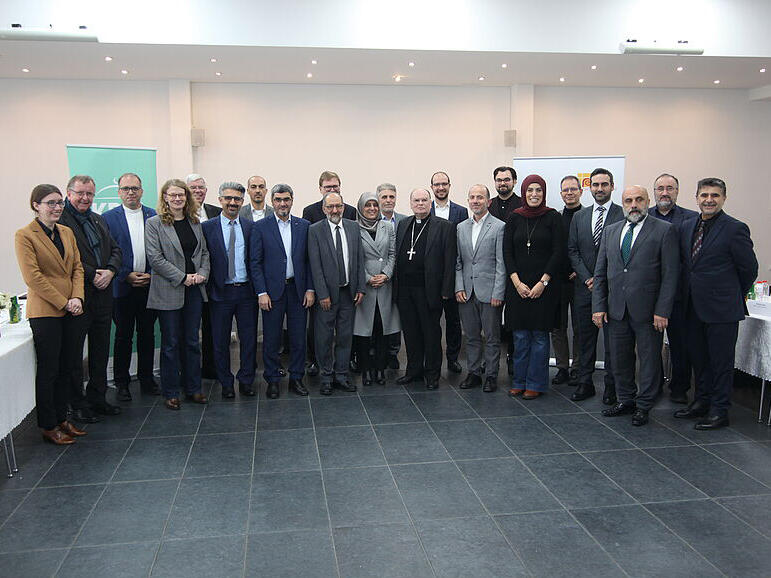 Vertreter der Deutschen Bischofskonferenz trafen Mitglieder des Koordinationsrats der Muslime zu einem vertrauensvollen Gespräch. (Fotos: Deutsche Bischofskonferenz / Kalbarczyk)