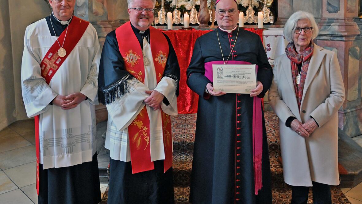 Bischof Bertram in die Wiesbruderschaft aufgenommen 