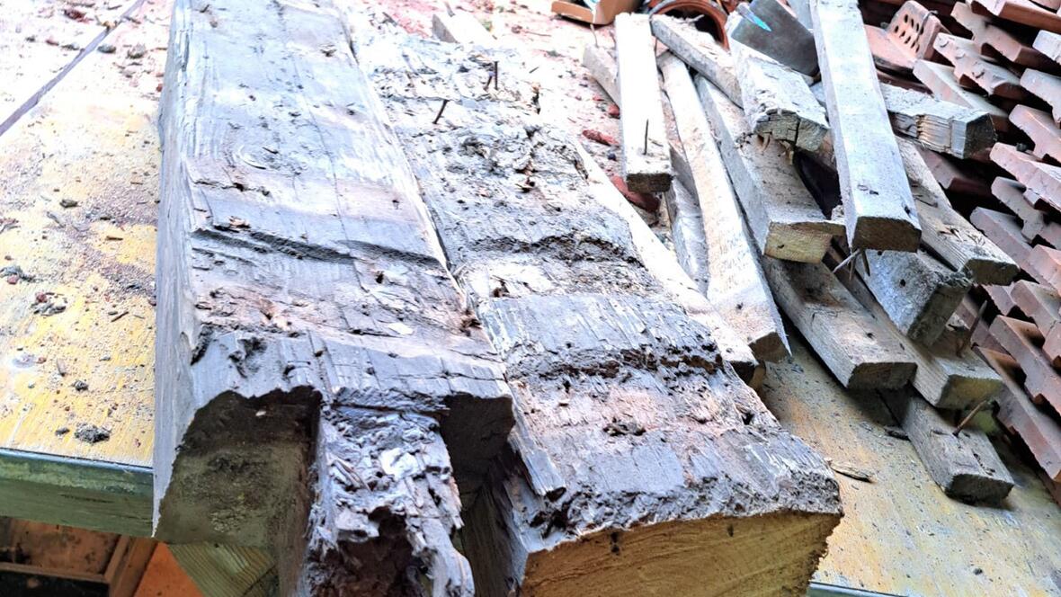 Morsche Holzteile wurden ausgebessert und erneuert. Foto: Stefan Stolz (Kirchenpfleger)