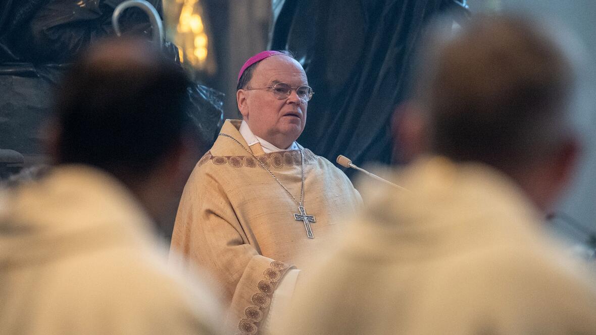 Bischof Bertram beim Festgottesdienst in der Ulrichsbasilika.