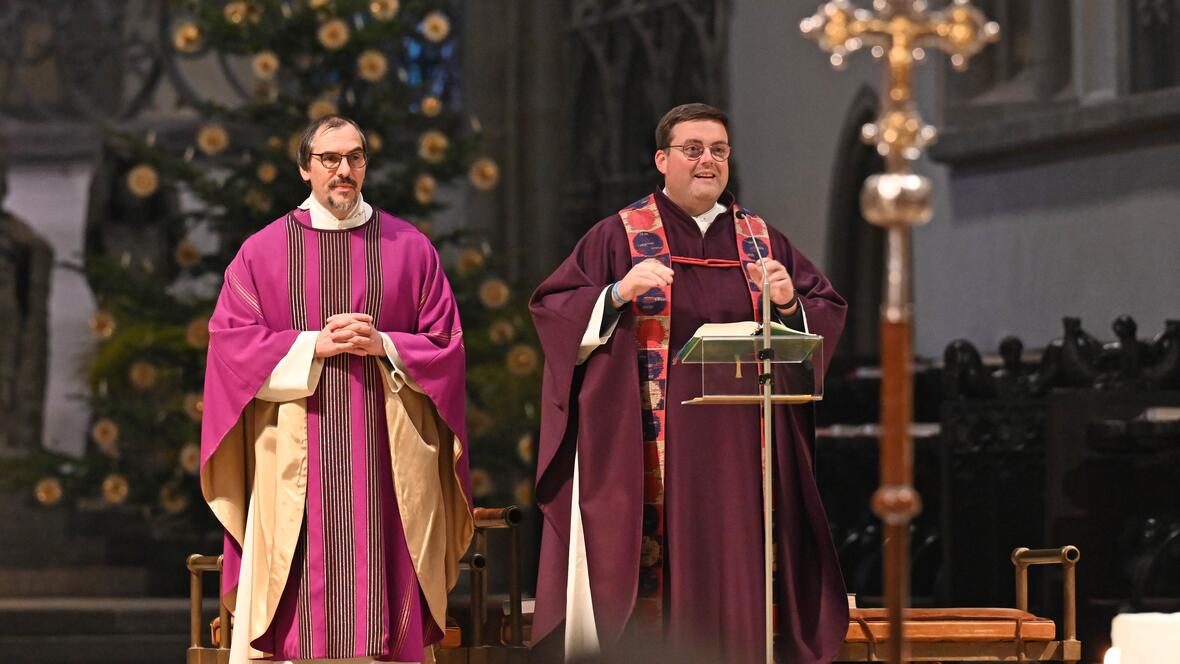 Domvikar Zitzler und Präses Stadlmayr zelebrierten gemeinsam die Messe am 3. Adventssonntag.