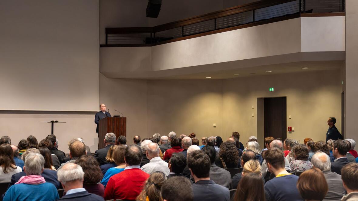 Rund 130 Menschen nahmen an dem Studientag teil.