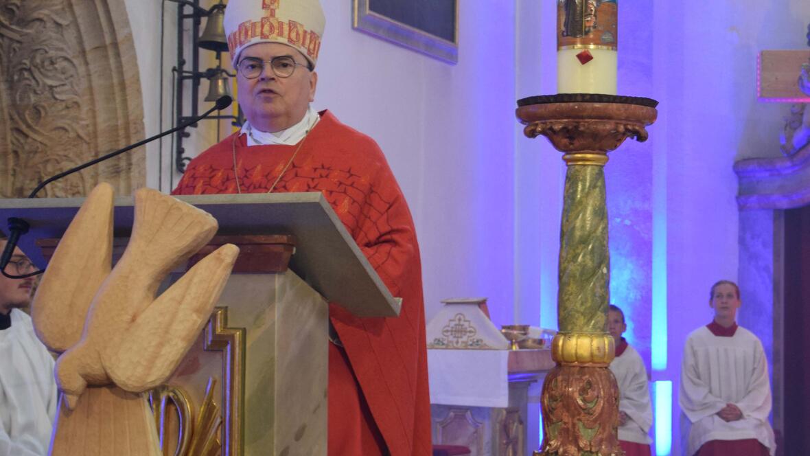 Bischof Bertram Meier: "Der Heilige Geist wirkt in uns, in der Kirche und durch Dich in der Kirche für die Welt."