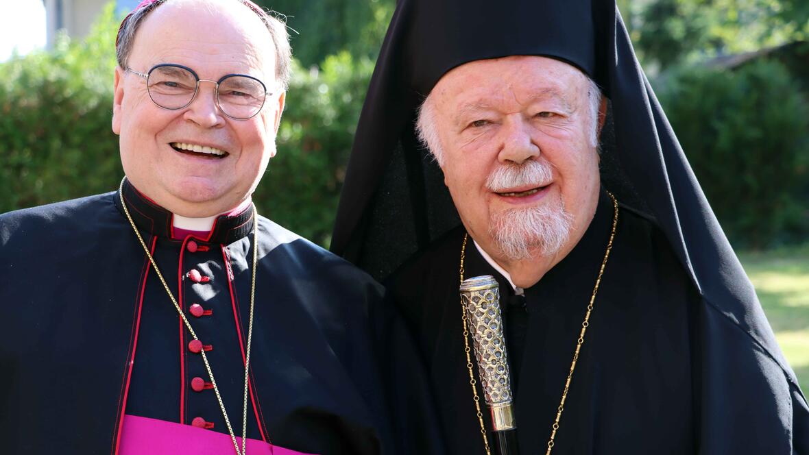 Auf dem Jahresempfang in Bonn trafen sich Metropolit Augustinos und Bischof Dr. Bertram Meier. (Foto: Marko Orlovic / DBK)