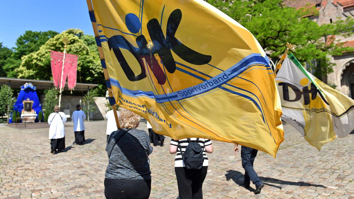 „Wir demonstrieren Jesus der Welt, ihn zeigen wir vor“