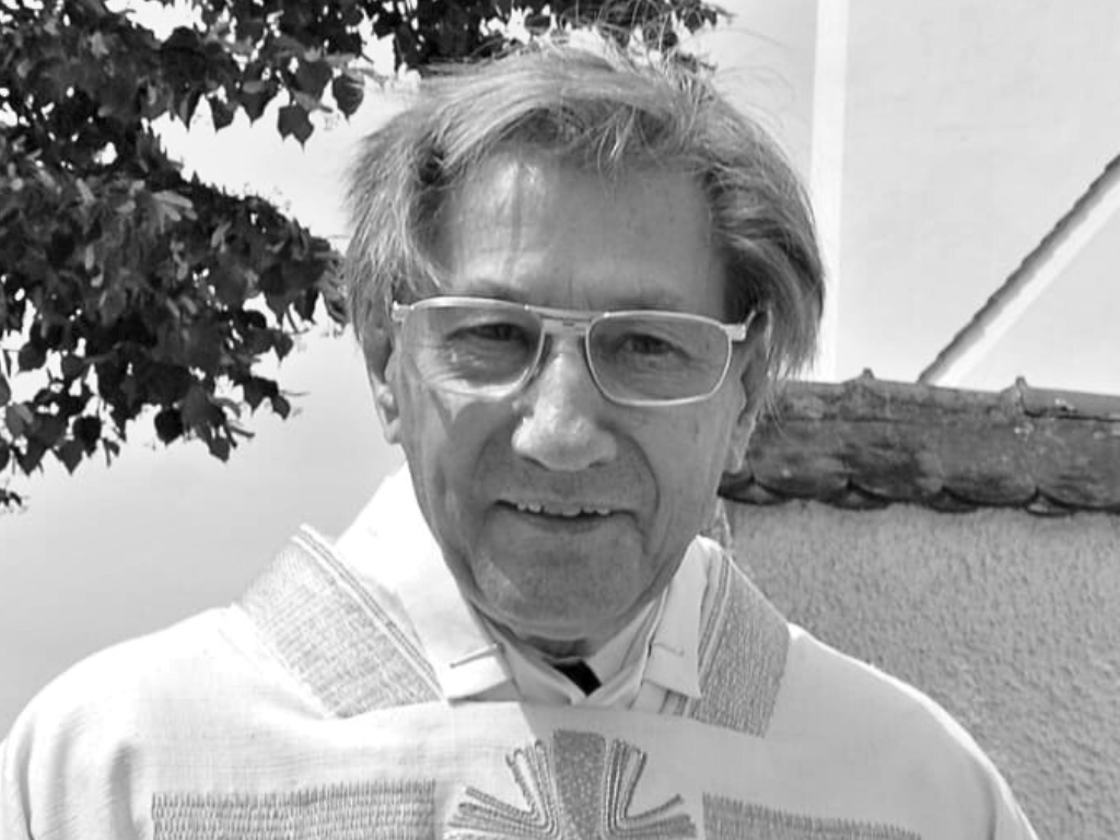 + Studiendirektor i.R. Walter Hroß (1927-2025) (Foto: PG Burgau)