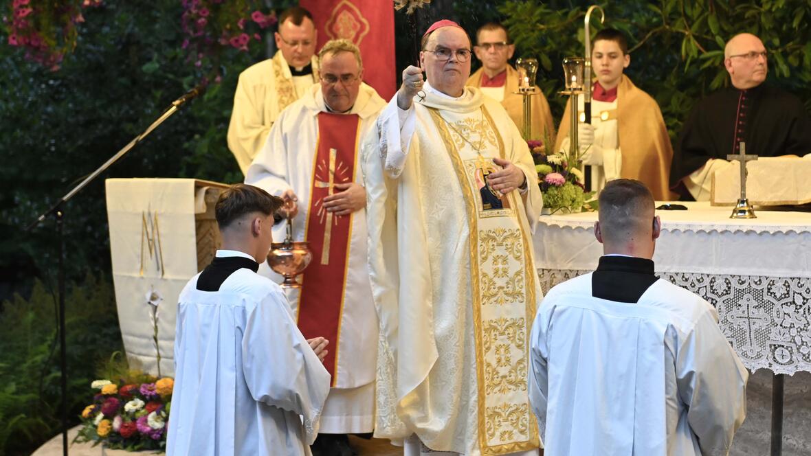 An Mariä Himmelfahrt werden auch immer Kräuter und Blumen gesegnet. 