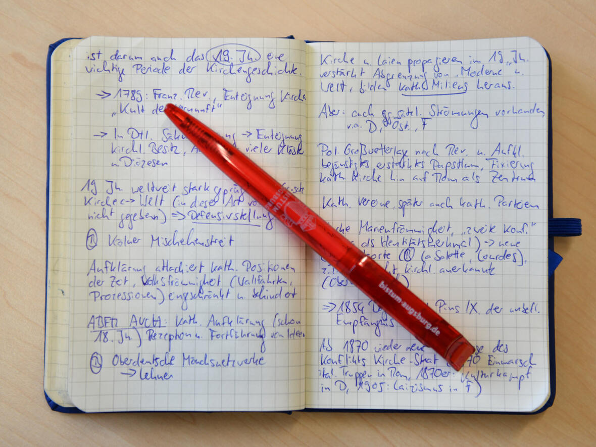 Theologie im Fernkurs (Motivfoto: Julian Schmidt / pba)