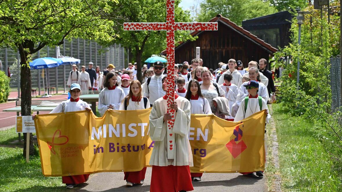 2000 Minis waren am 9. Mai zu Gast in Kaufbeuren. (Fotos: Leander Stork / pba)