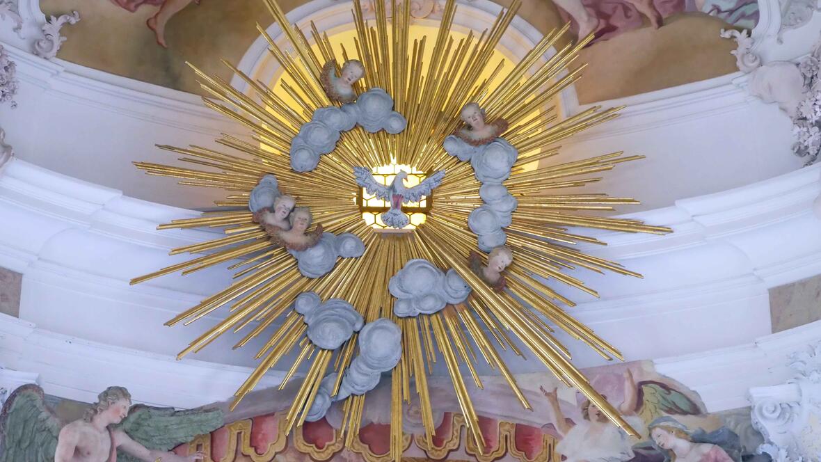 Heilig-Geist-Darstellung in der Friedberger Wallfahrtskirche Herrgottsruh. (Motivbild: Julian Schmidt / pba)